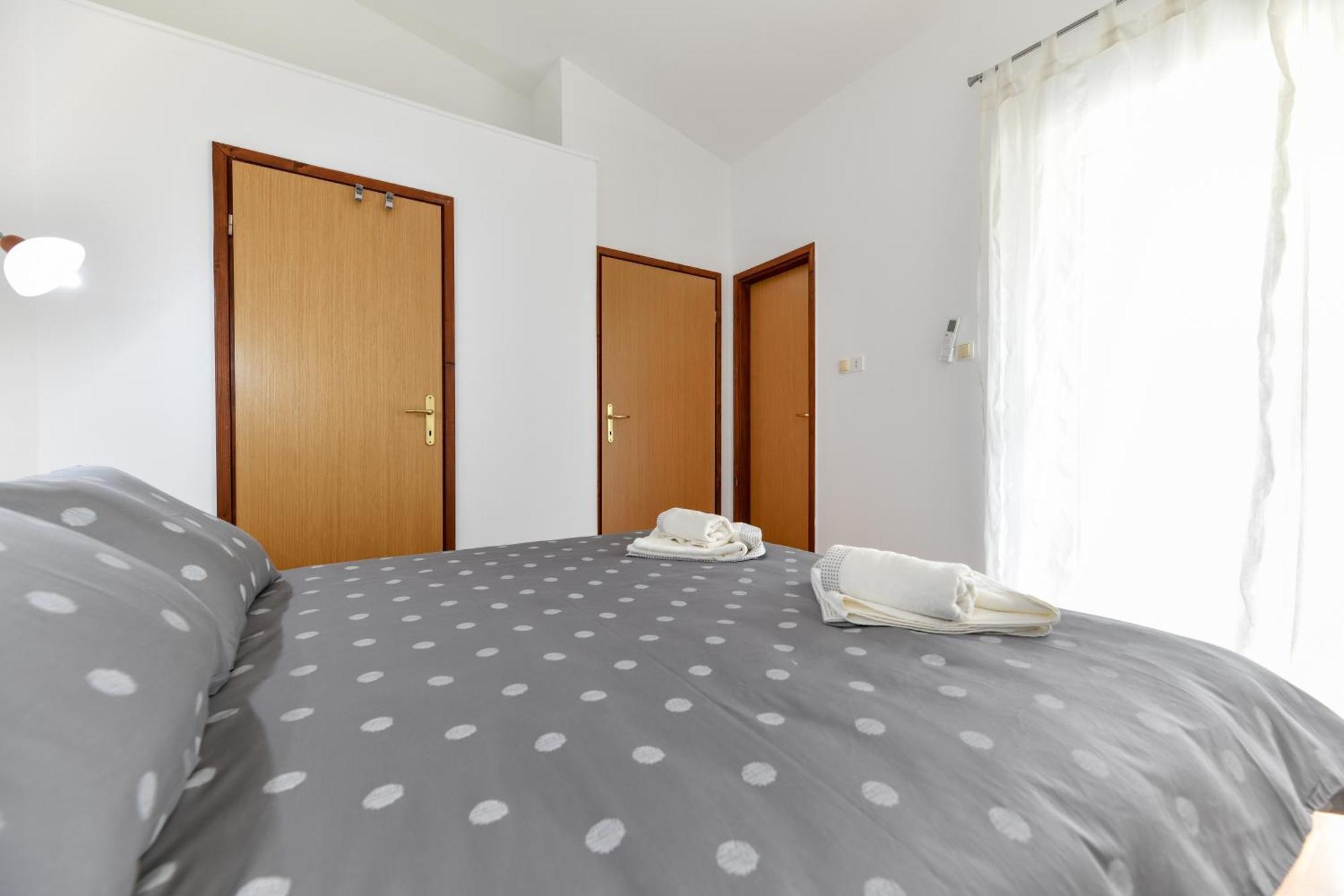 Sunset Puntamika Apartment Zadar Phòng bức ảnh